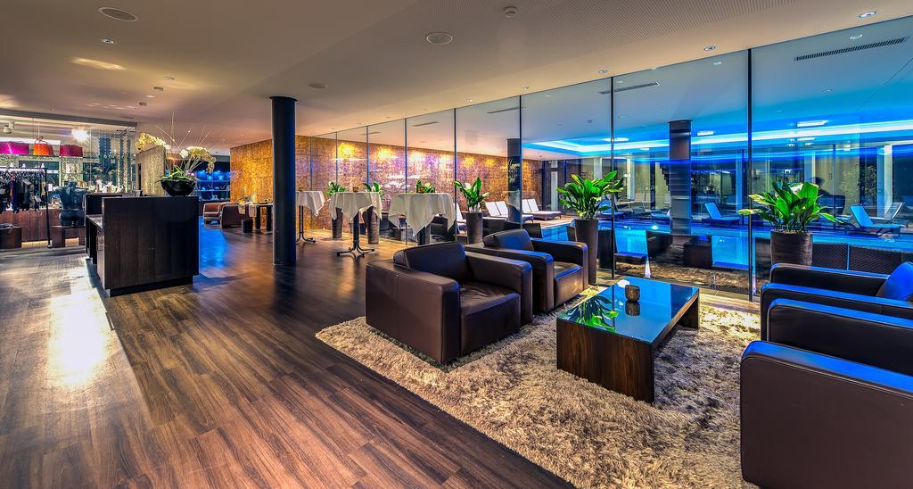 Small Luxury Hotel Wellnesshotel Golfpanorama Lipperswil Exterior foto