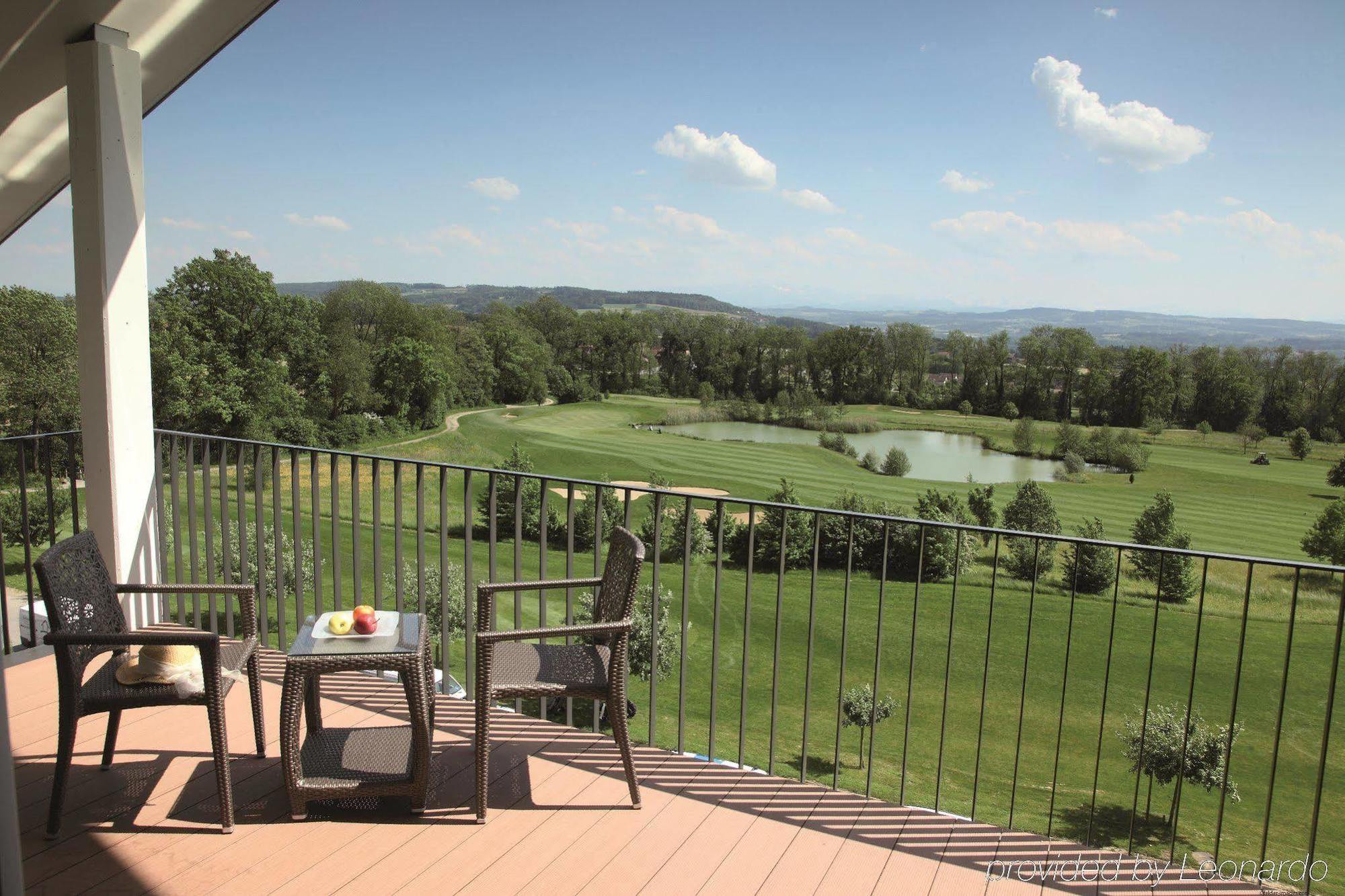 Small Luxury Hotel Wellnesshotel Golfpanorama Lipperswil Exterior foto